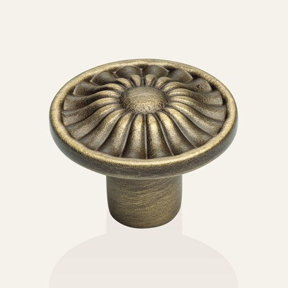 Vintage cabinet knob Linea Calì Crystal Daisy PB in patinè matt