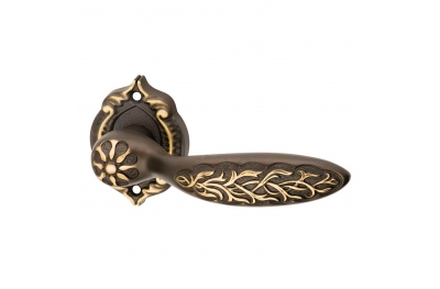 1065-6 Shamira class Door Handle on Rose Frosio Bortolo Arabic Style