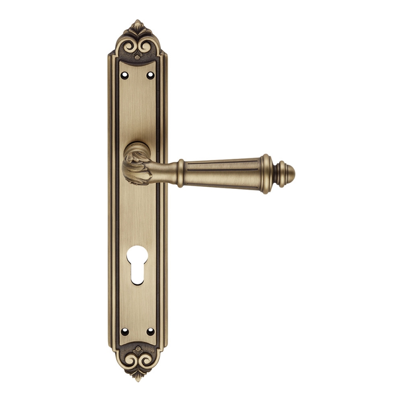 Aida Classic Door Handle in Style Louis XV Linea Calì