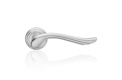 Aria Satin Chrome Finish Door Handle With Rose Romantic and Dynamic Linea Calì Classic