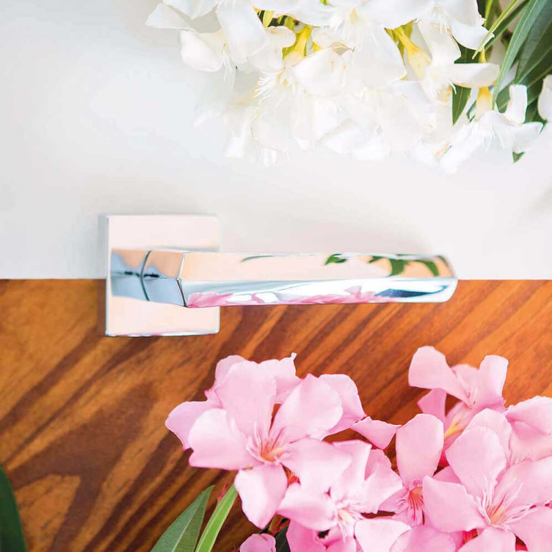 Dafne Door Handle With Square Rose for Modern-Vintage Architecture Linea Calì