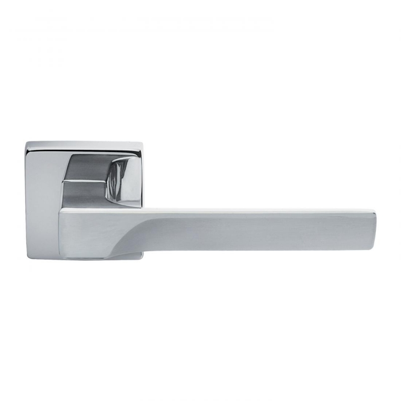 Flash Basic Manital Polished Chrome Door Lever Handles