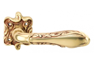 Liberty French Gold Door Handle on Rosette Linea Calì Vintage