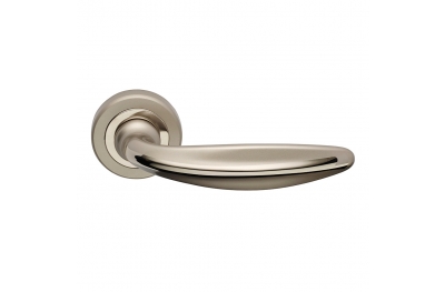 Rania Series Epoque forme Door Handle on Round Rosette Frosio Bortolo Italian Design