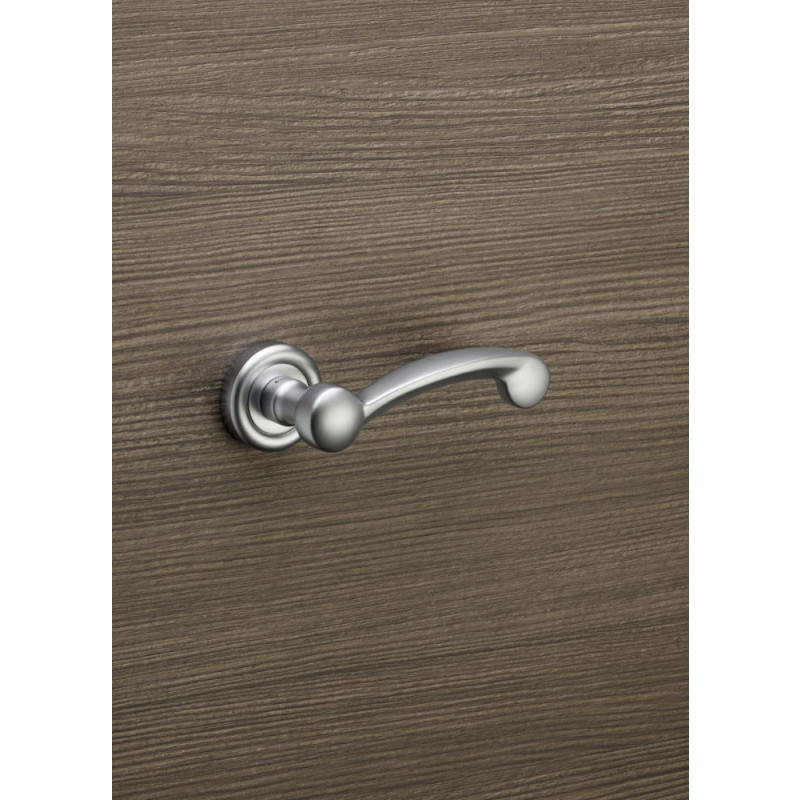 Nota Linea Calì Brass Door Handle Italian Classic Harmony
