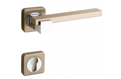 Plus Line Door Handle on Square Rosette Fashion Line PFS Pasini