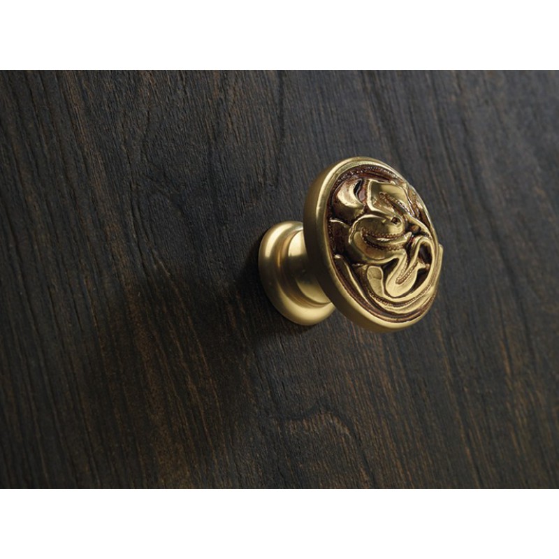 Classic Cabinet Knob Linea Calì Vintage PB with French Gold Finishing