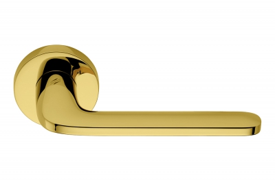 Roboquattro Polished Chrome Door Handle on Rosette Smooth Without Corners by Colombo Design