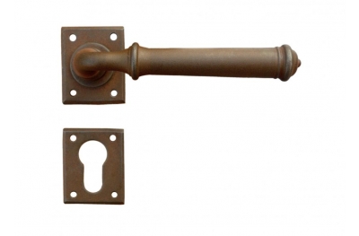 Tallin 1 Galbusera Door Handle with Rosette and Escutcheon Plate