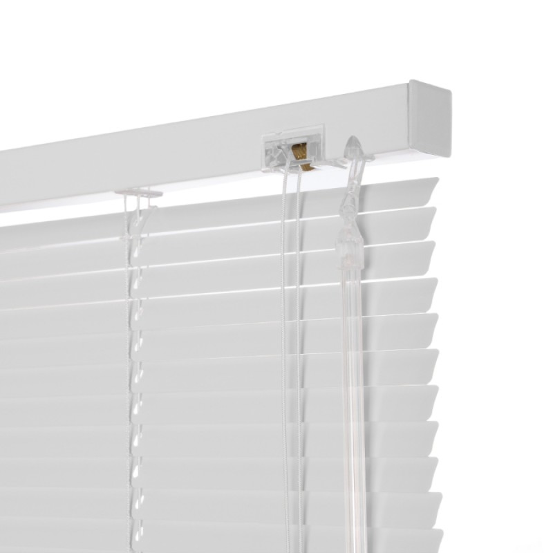 Venetian Blind in White Aluminum with High Resistance Viewtex