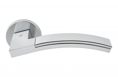 Trama 1 Polished and Satin Chrome Door Handle on Rosette Made in Italy by Colombo Design
