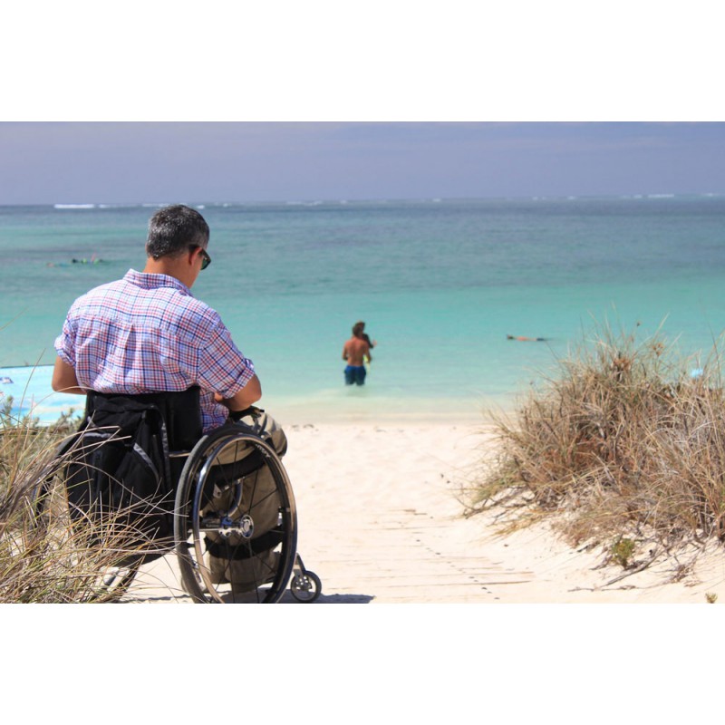 Mosquito Net with 2 Doors to be Installed on Out-of-Square Walls Without Ground Guide Zanzar Free Type